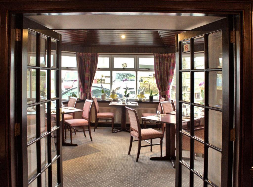 Sunninghill Hotel إلجين المظهر الخارجي الصورة